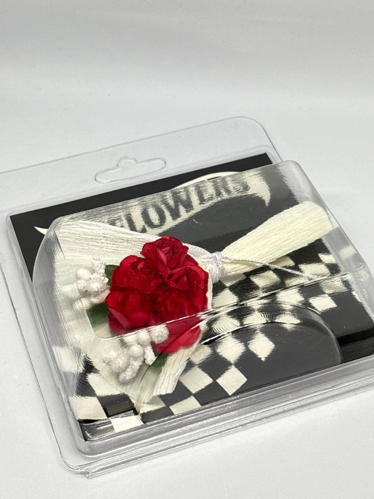 EFLOWERS Beyaz Kırmızı Mini Çiçek Buketi