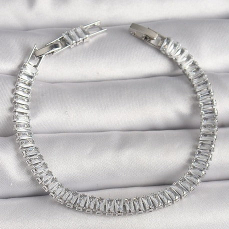 Pirinç Gümüş Renk Zirkon Taşlı Su Yolu Model Kadın Bileklik #2