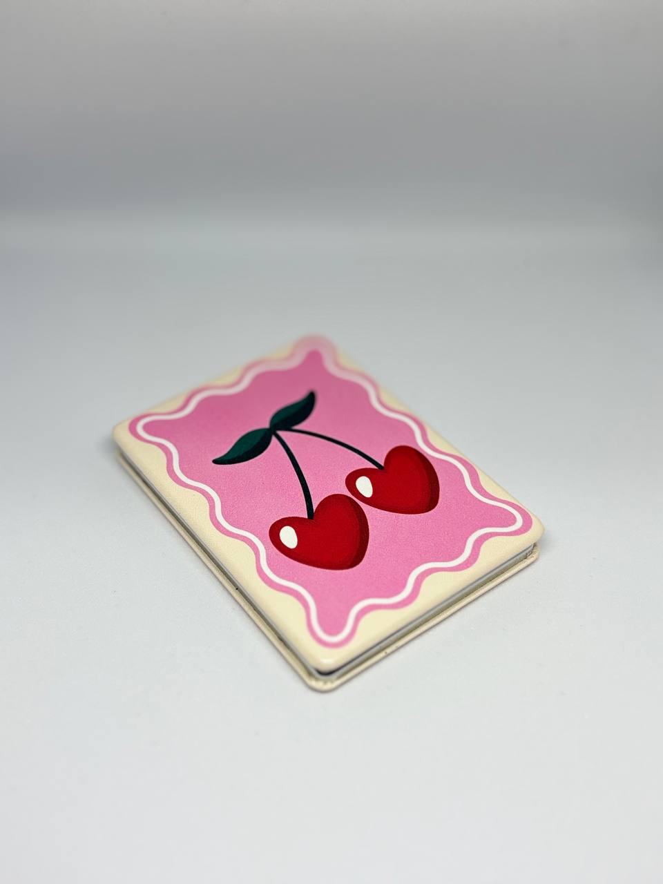 İthal Kirazlı Mini Cep Makyaj Aynası